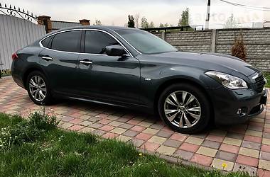 Седан Infiniti M37 2013 в 