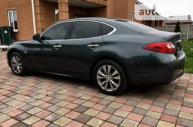 Седан Infiniti M37 2013 в 