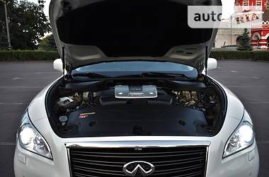 Седан Infiniti M37 2012 в Днепре