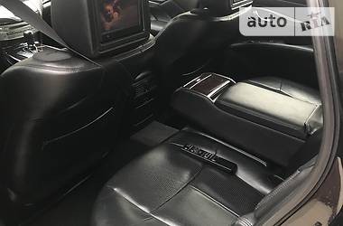 Седан Infiniti M37 2013 в 