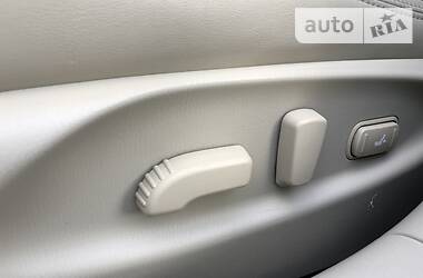 Седан Infiniti M37 2013 в 