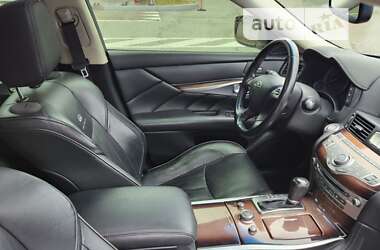 Седан Infiniti M37 2013 в 