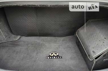 Седан Infiniti M37 2013 в 