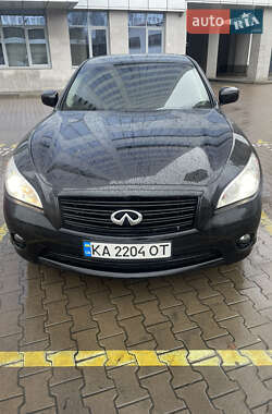 Седан Infiniti M37 2013 в Мукачевому