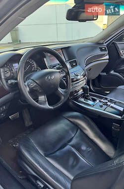 Седан Infiniti M37 2012 в 
