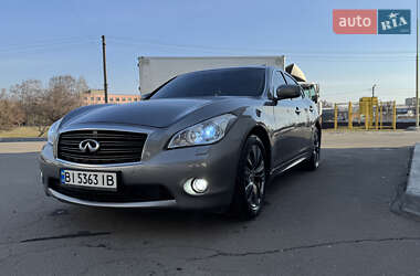Седан Infiniti M37 2012 в 