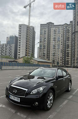 Седан Infiniti M37 2012 в Киеве