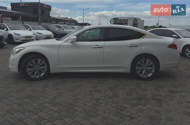 Седан Infiniti M37 2010 в 