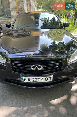 Седан Infiniti M37 2013 в Киеве