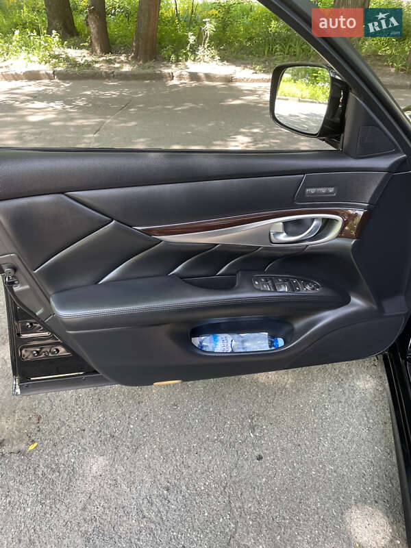 Седан Infiniti M37 2013 в Киеве фото 6 Седан Infiniti M37 2013 в Киеве