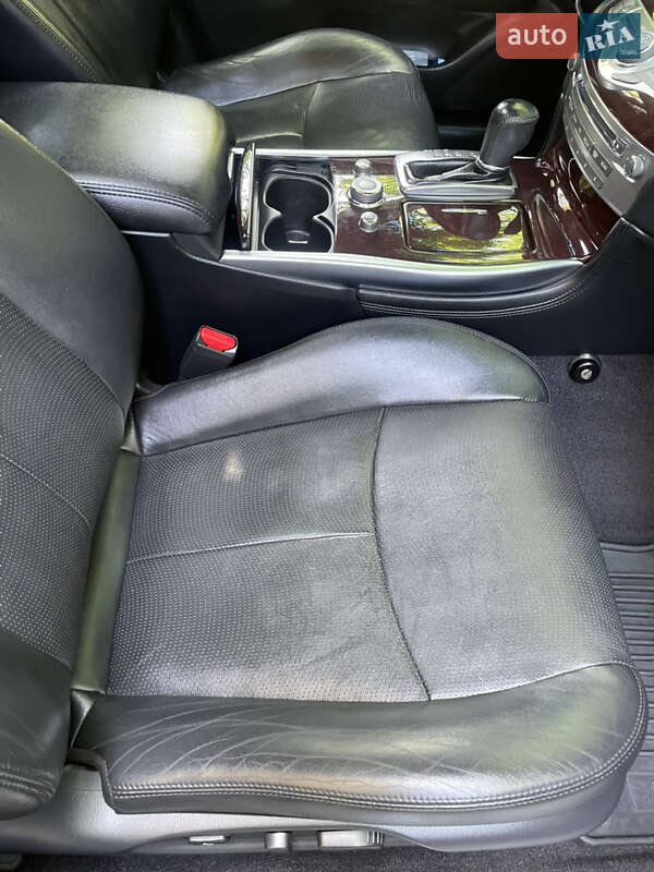 Седан Infiniti M37 2013 в Киеве фото 8 Седан Infiniti M37 2013 в Киеве
