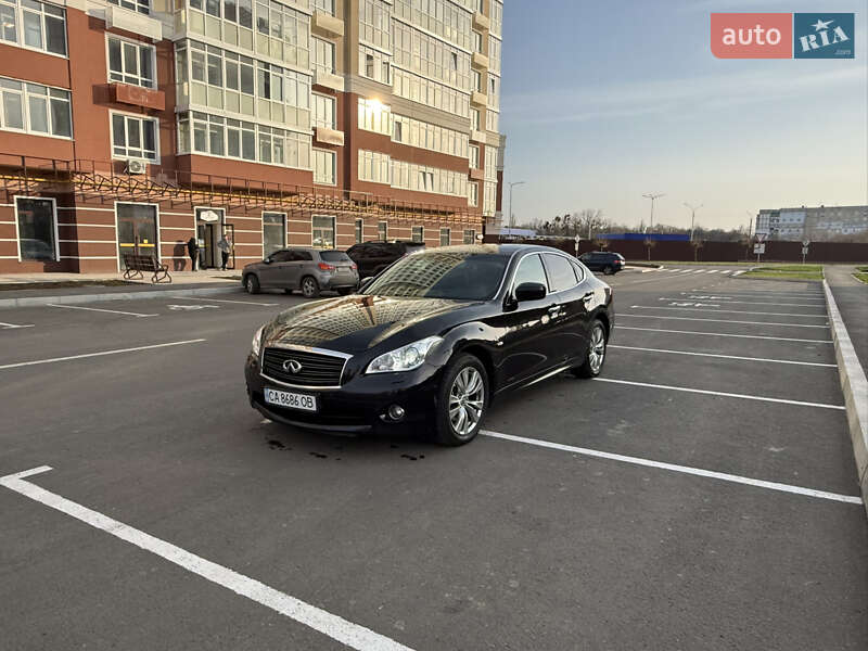Седан Infiniti M37 2013 в Умани фото Седан Infiniti M37 2013 в Умани