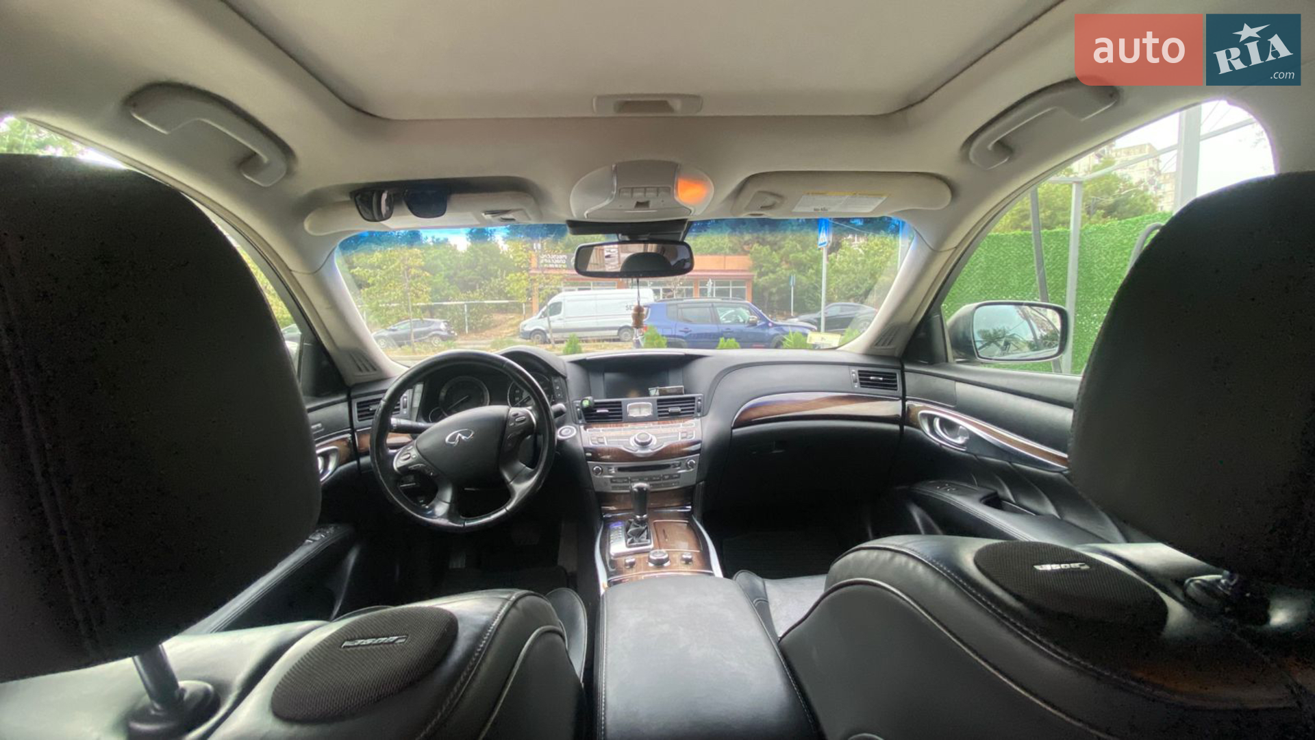 2011 Infiniti M - мініатюра 6