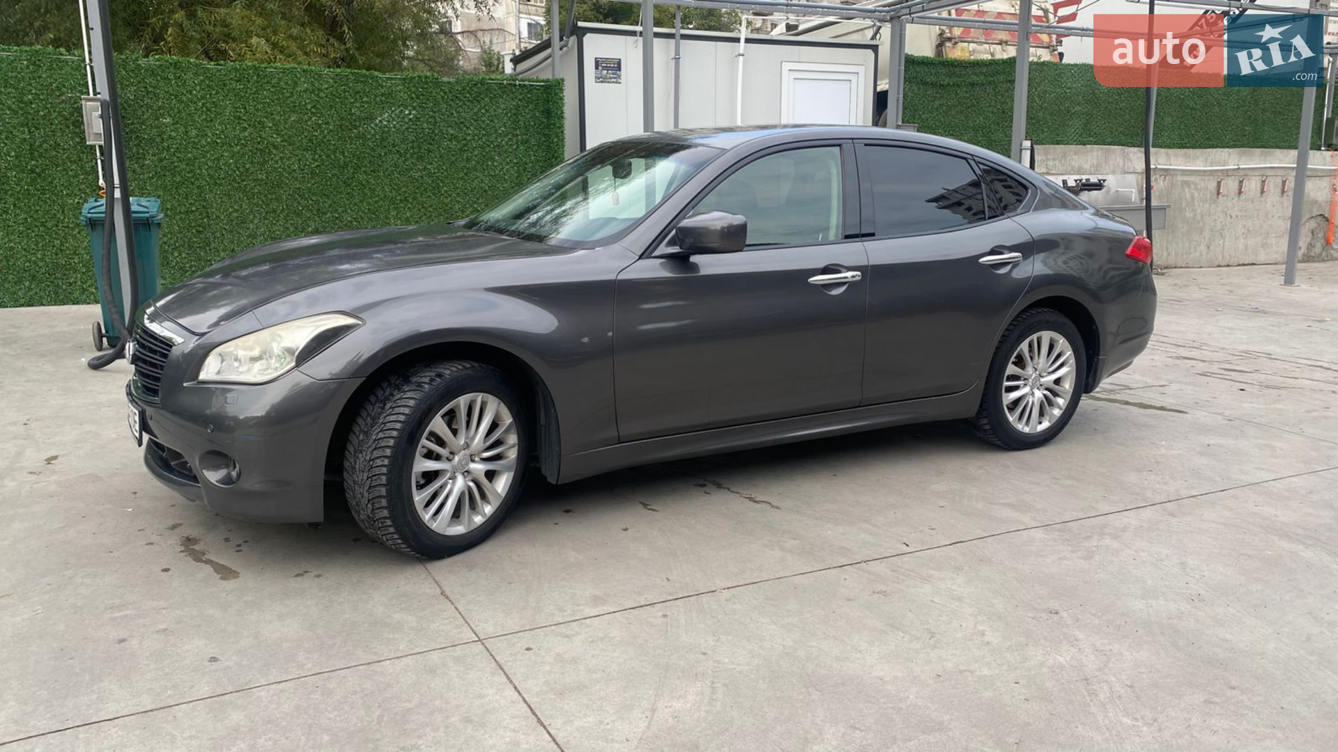 2011 Infiniti M - мініатюра 9