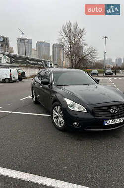 Седан Infiniti M37 2012 в Киеве