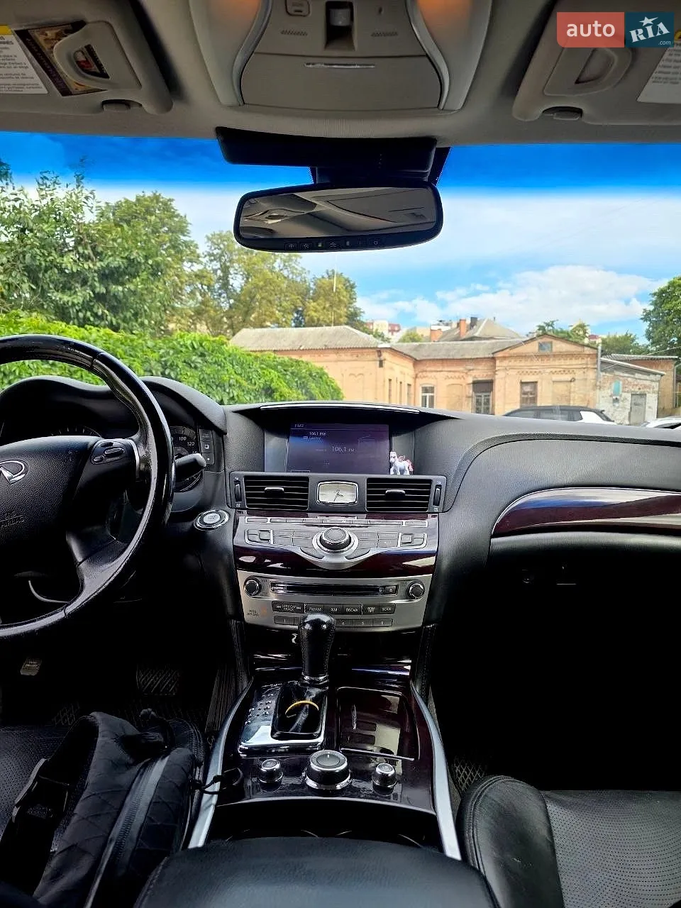 2012 Infiniti M - мініатюра 4