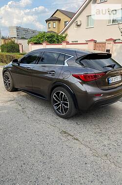 Хэтчбек Infiniti Q30 2017 в Харькове