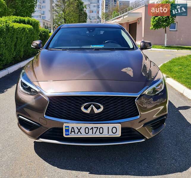 Хетчбек Infiniti Q30 2017 в Харкові