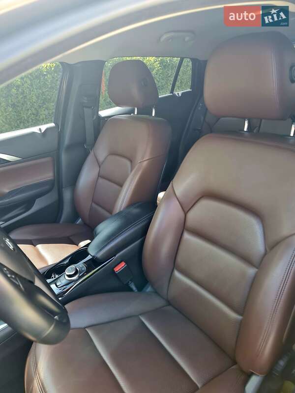 Хетчбек Infiniti Q30 2017 в Харкові