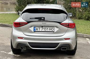 Хэтчбек Infiniti Q30 2016 в 