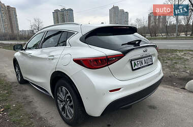 Хетчбек Infiniti Q30 2017 в 