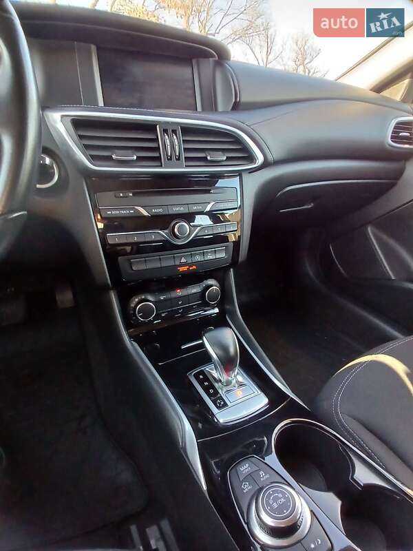 Хетчбек Infiniti Q30 2019 в Вінниці