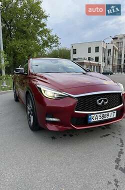Хетчбек Infiniti Q30 2019 в 