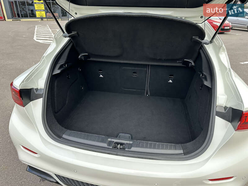 Хэтчбек Infiniti Q30 2016 в Ровно фото 32 Хэтчбек Infiniti Q30 2016 в Ровно