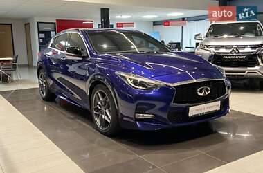 Хэтчбек Infiniti Q30 2016 в Виннице