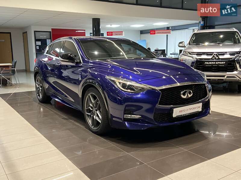 Infiniti Q30 2016 Infiniti Q30 2016