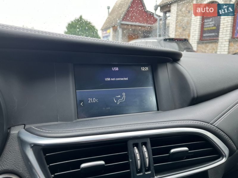 Хэтчбек Infiniti Q30 2017 в Белой Церкви фото 17 Хэтчбек Infiniti Q30 2017 в Белой Церкви