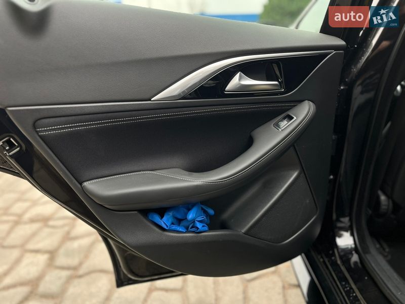 Хэтчбек Infiniti Q30 2017 в Белой Церкви фото 22 Хэтчбек Infiniti Q30 2017 в Белой Церкви