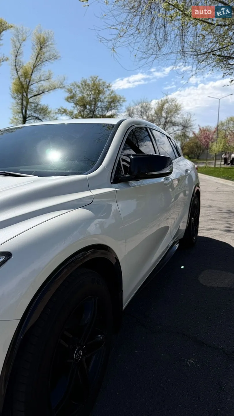 2017 Infiniti Q30 - мініатюра 10