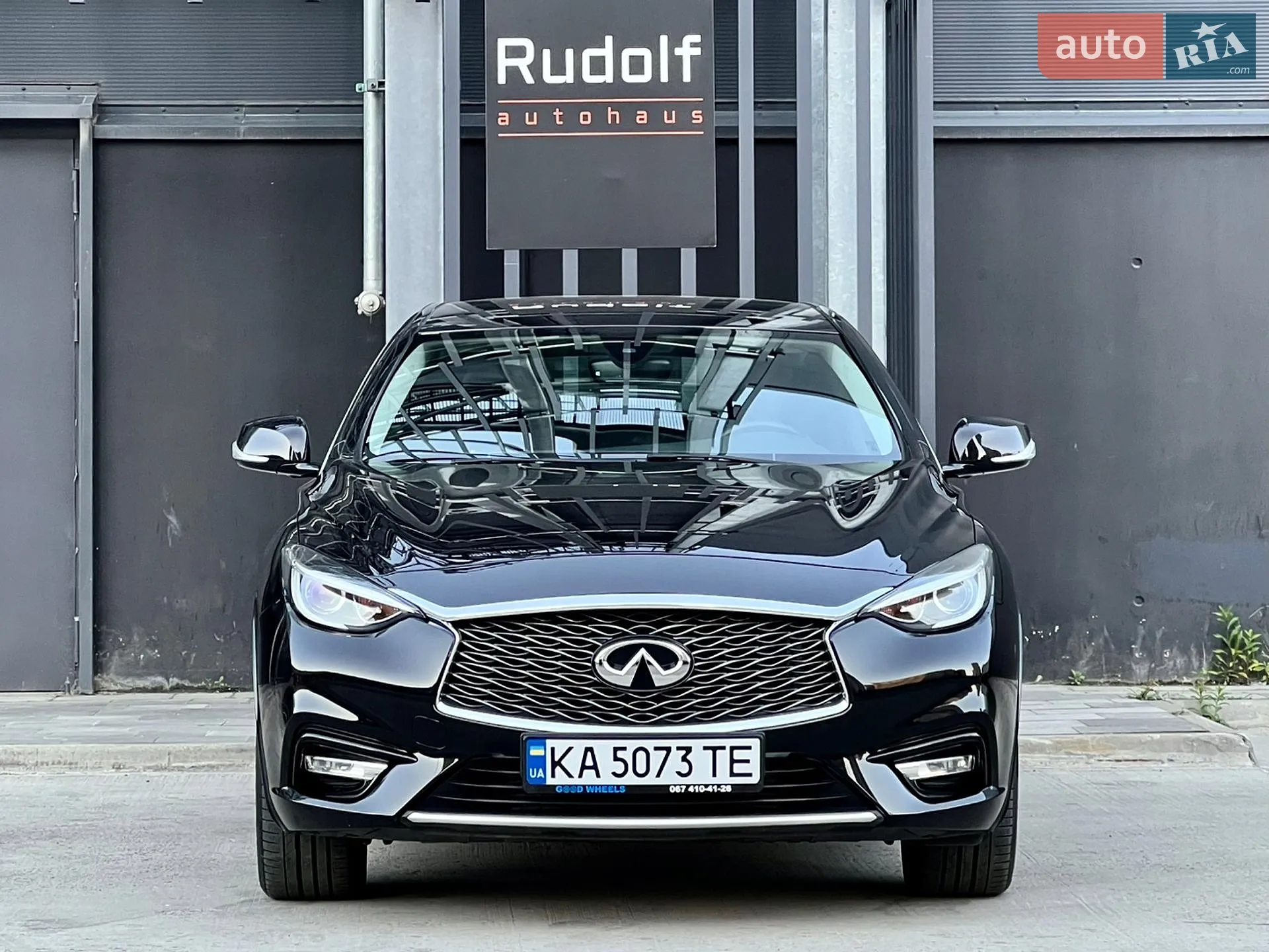 2017 Infiniti Q30 - мініатюра 11