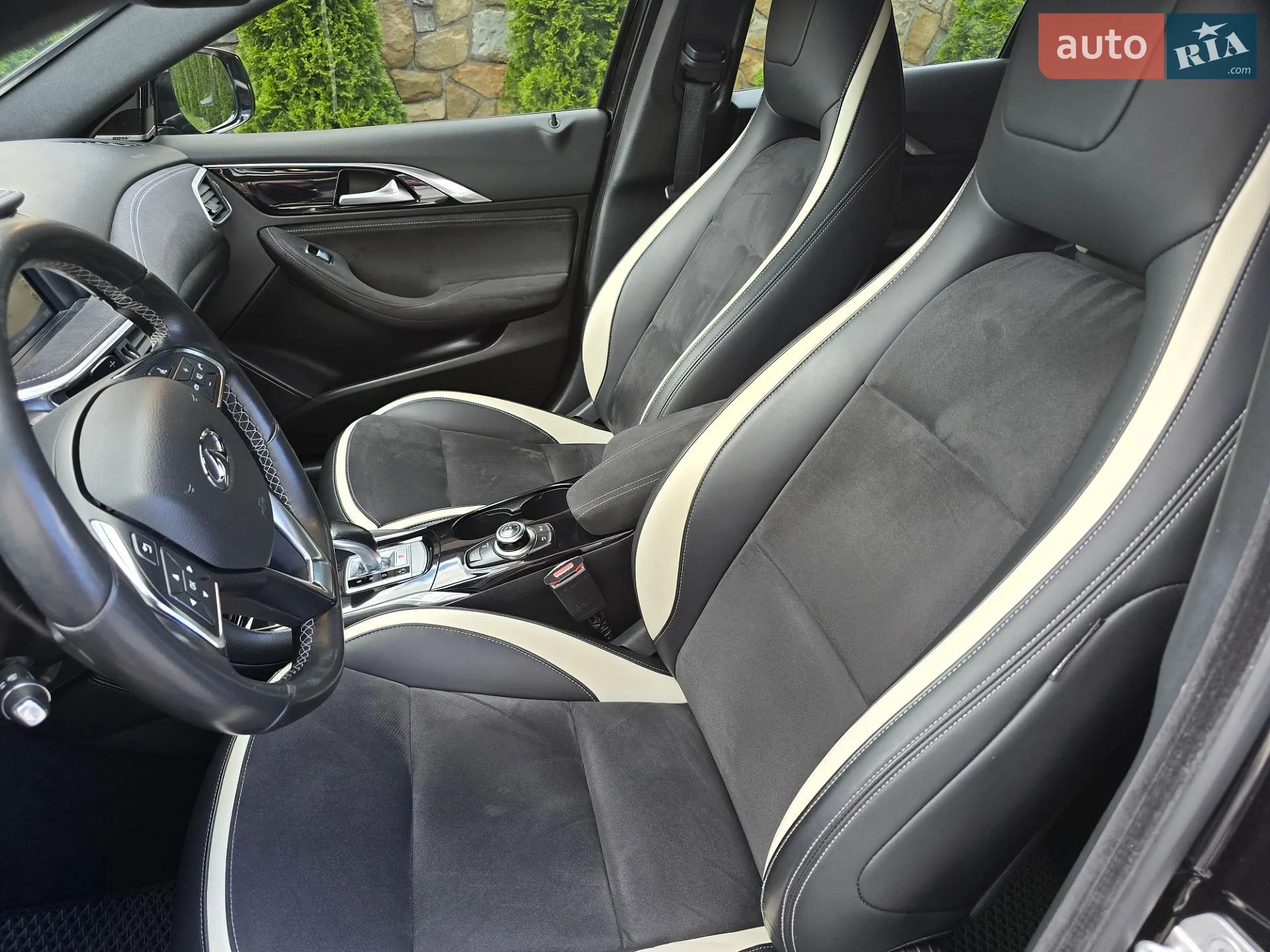 2016 Infiniti Q30 - мініатюра 19