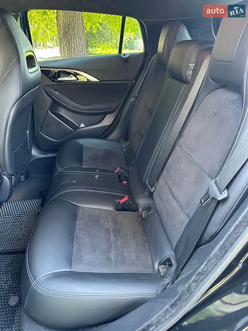2016 Infiniti Q30 - мініатюра 11