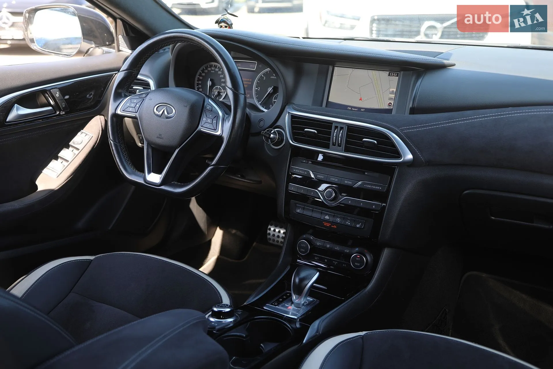 2016 Infiniti Q30 - мініатюра 17