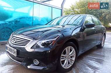 Седан Infiniti Q40 2014 в Львове