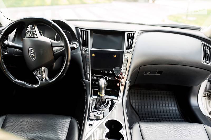 Седан Infiniti Q50 2015 в Львові фото 12 Седан Infiniti Q50 2015 в Львові