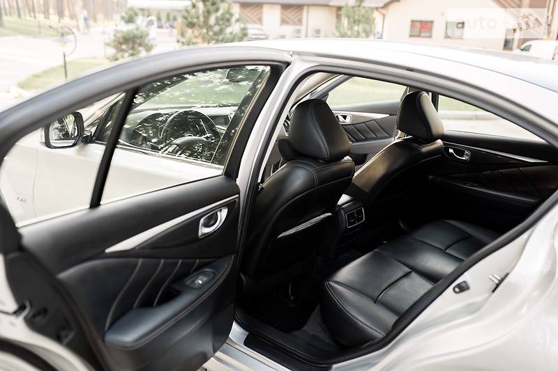 Седан Infiniti Q50 2015 в Львові фото 34 Седан Infiniti Q50 2015 в Львові