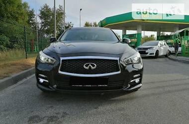 Седан Infiniti Q50 2016 в 