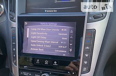 Седан Infiniti Q50 2014 в 