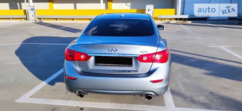 Седан Infiniti Q50 2014 в Києві