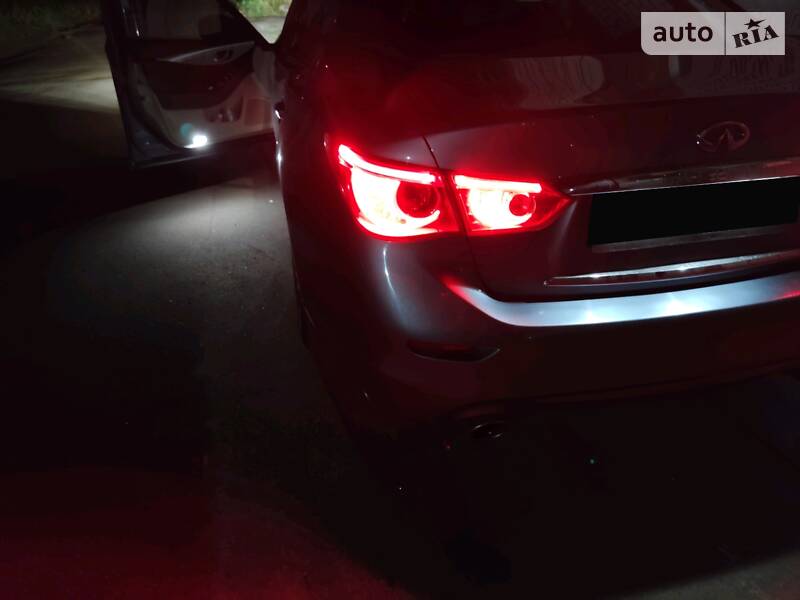 Седан Infiniti Q50 2014 в Києві