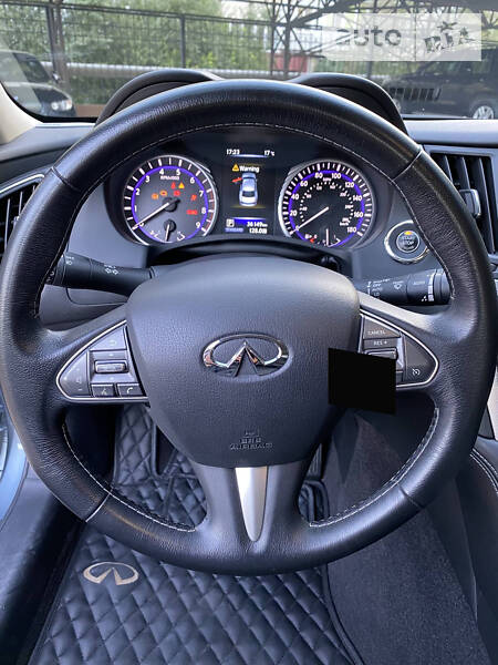 Седан Infiniti Q50 2016 в Одессе