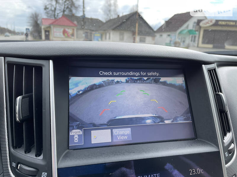 Седан Infiniti Q50 2016 в Романове