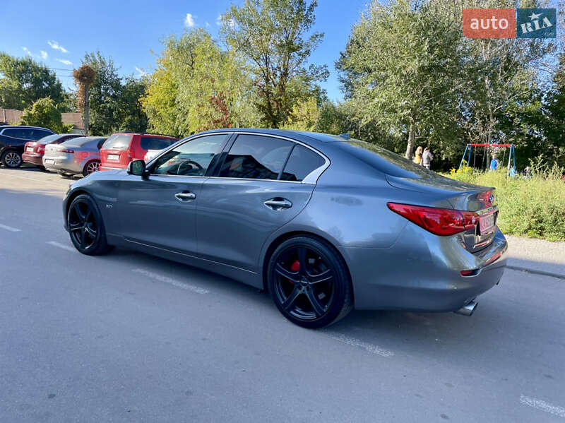 Седан Infiniti Q50 2016 в Киеве