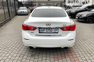 Седан Infiniti Q50 2016 в Запорожье