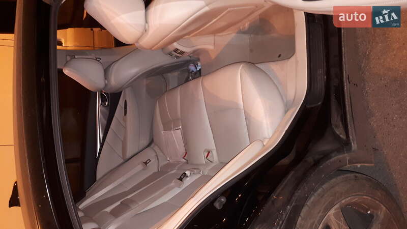 Седан Infiniti Q50 2017 в Харкові