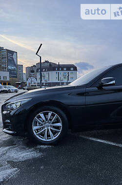 Infiniti Q50 LUXE